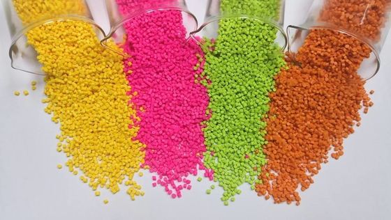 Soft Touch Thermoplastic Elastomer TPE Granule Untuk Menangani Overmolding